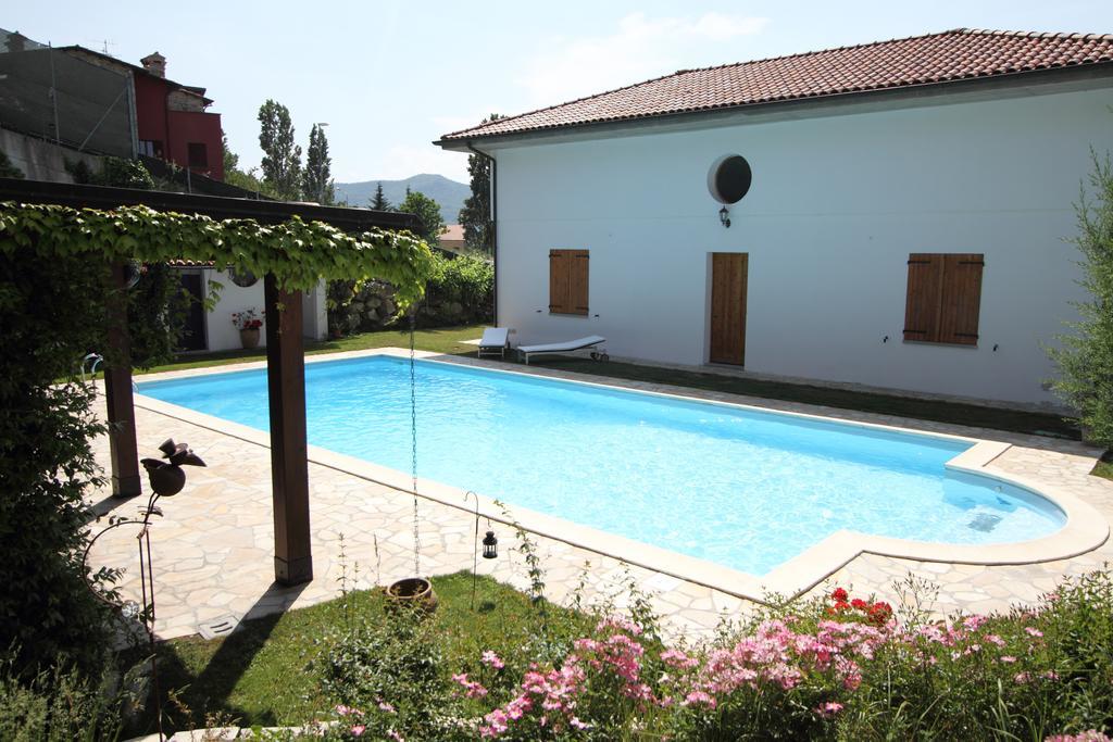 B&B Margherita Le Fiabe ซานตากาตา เฟลเตรีย ภายนอก รูปภาพ