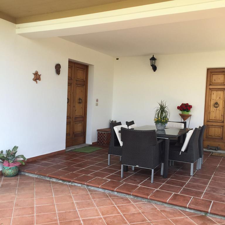 B&B Margherita Le Fiabe ซานตากาตา เฟลเตรีย ภายนอก รูปภาพ